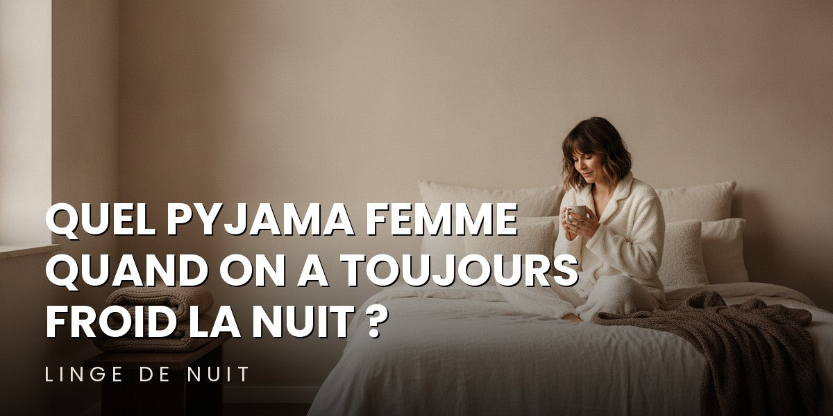 Quel pyjama femme quand on a toujours froid la nuit — femme en pyjama pilou dans une chambre d'hiver Image