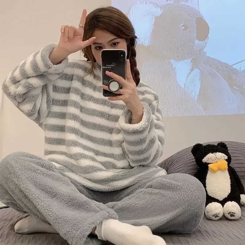 Pyjama Femme en Flanelle Rayures